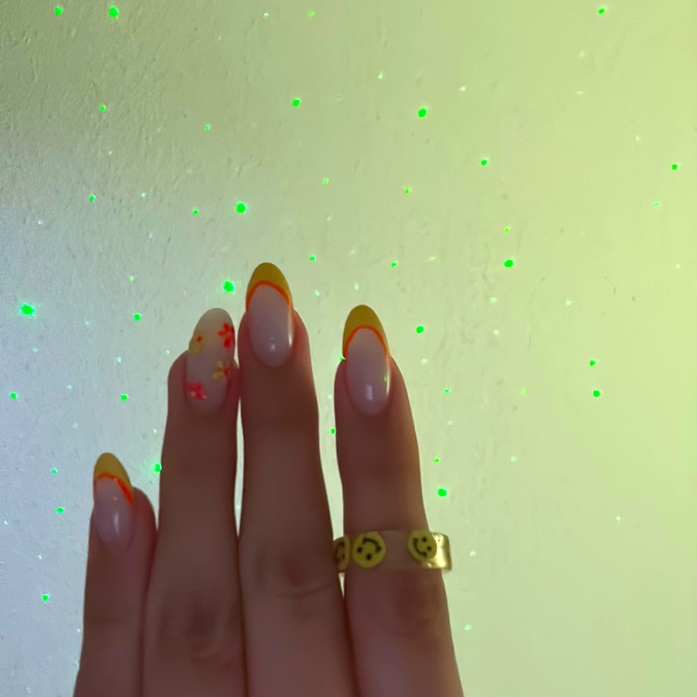 Resin Yellow Happy Face Ring…